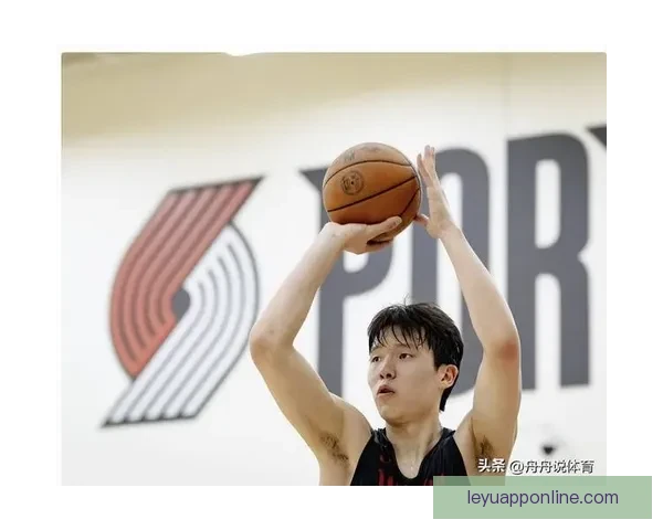 12.6秒关键绝杀杨瀚森奋力拼搏手臂血痕显现笑容依旧灿烂